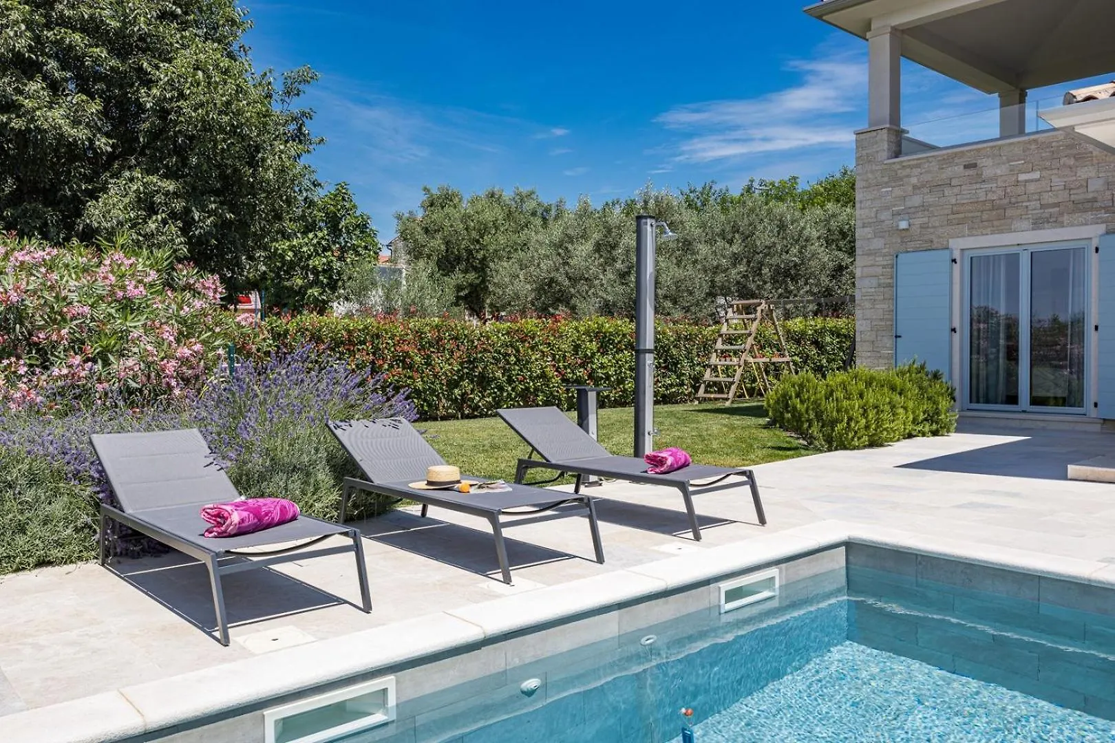 Villa Kapra Tar-Vabriga